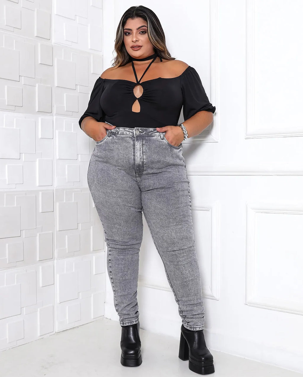 Calça Jeans Mom Feminina Plus Size Básica com Elastano 00229 Cinza