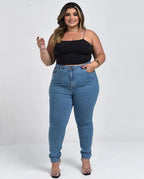 Calça Jeans Mom Feminina Plus Size Básica com Elastano 00229 Média