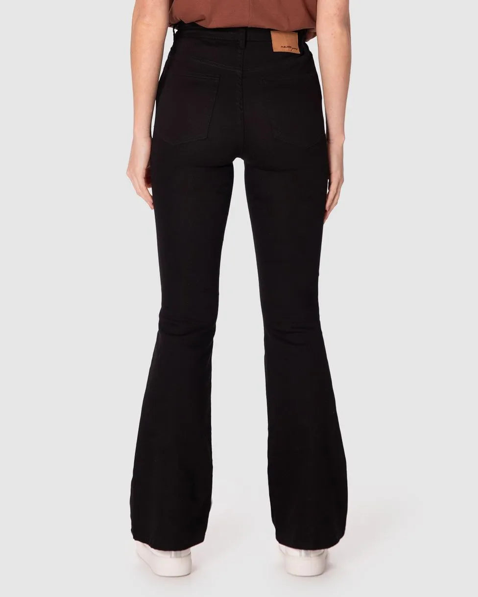 Calça Feminina Small Flare Cintura Alta Elástico Interno Em Sarja Stretch -  1000129339