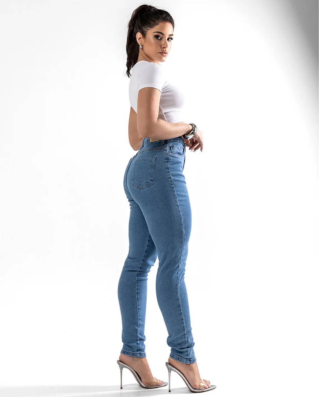 Calça Jeans Mom Feminina Cintura Alta Básica com Elastano 00201 Média