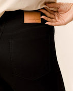Calça Flare Feminina Bolso Funcional Em Sarja Com Elastano - 1000128744